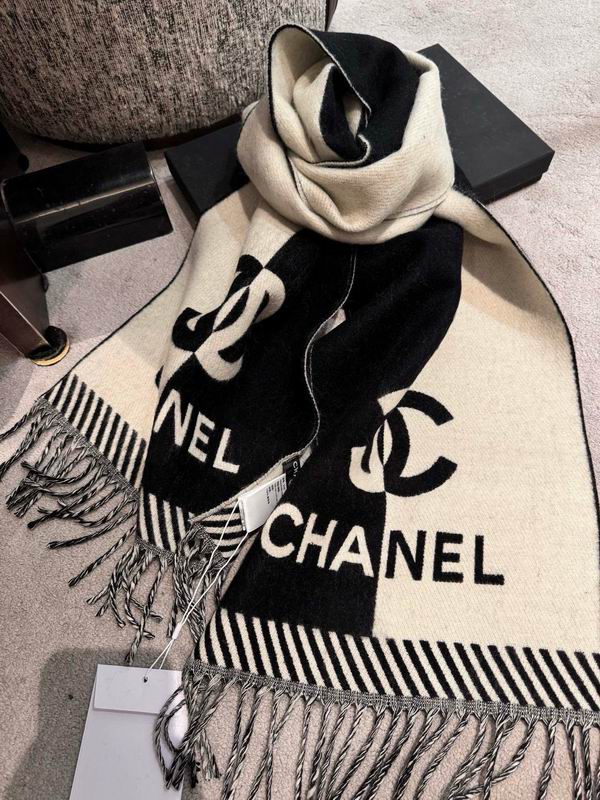 Chanel scarf 184X34cm E122122